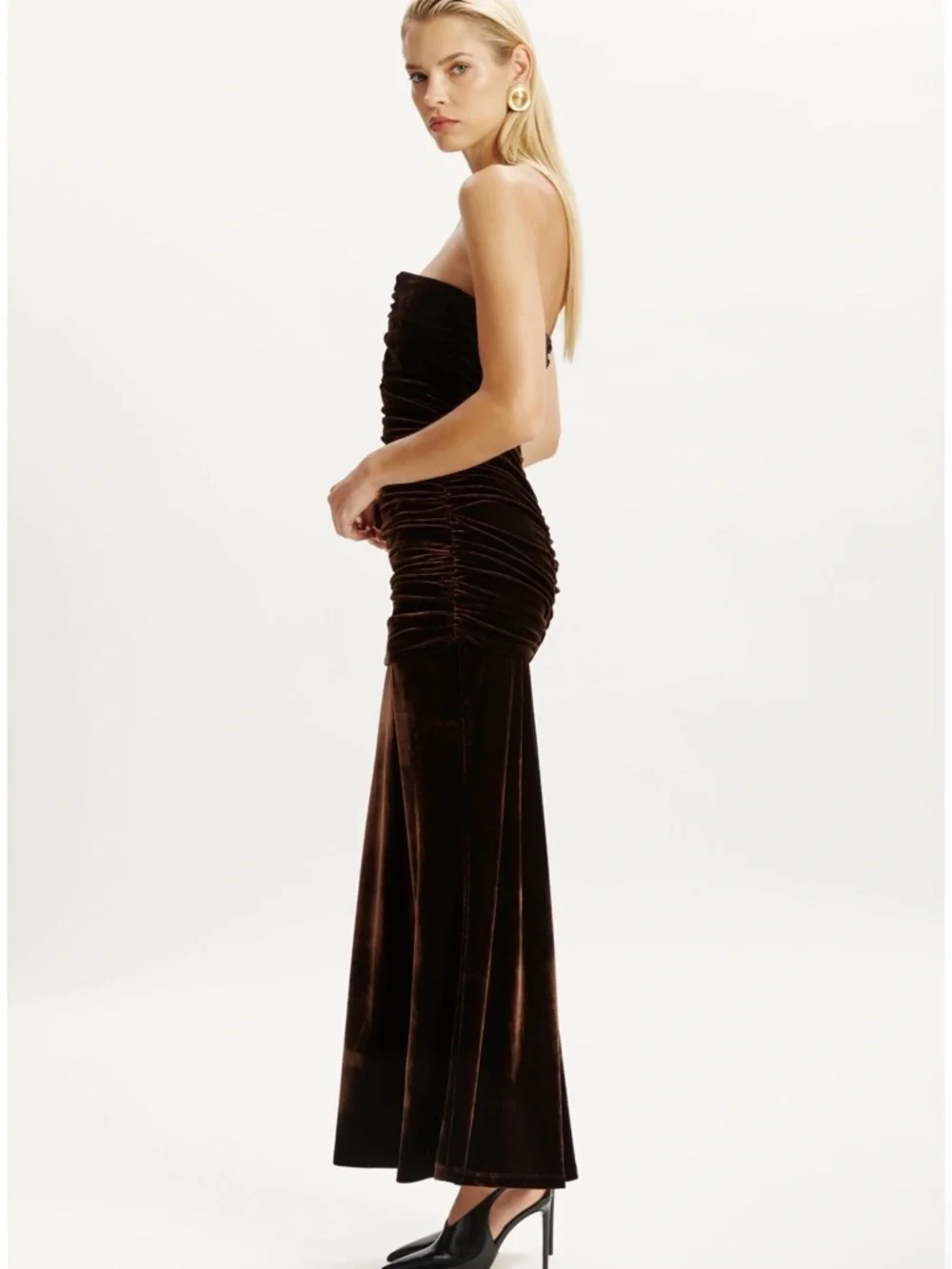 NWT BARDOT Elvira Velvet Maxi Dress In Chocolate Size 2/XS - Picture 3 of 5